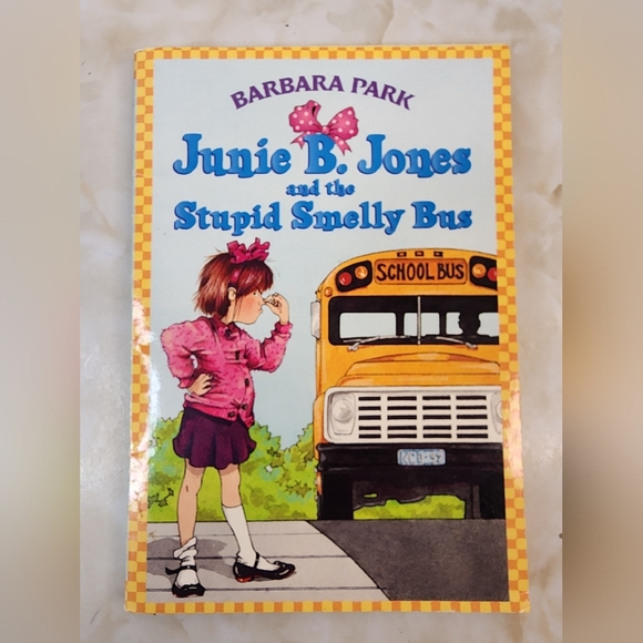 7 Junie B. Jones Chapter Books - Picture 5 of 8